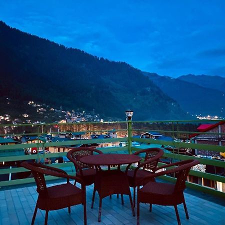 Tata Vista Resort Mall Road Manali - Centrally Heated & Air Cooled Dış mekan fotoğraf