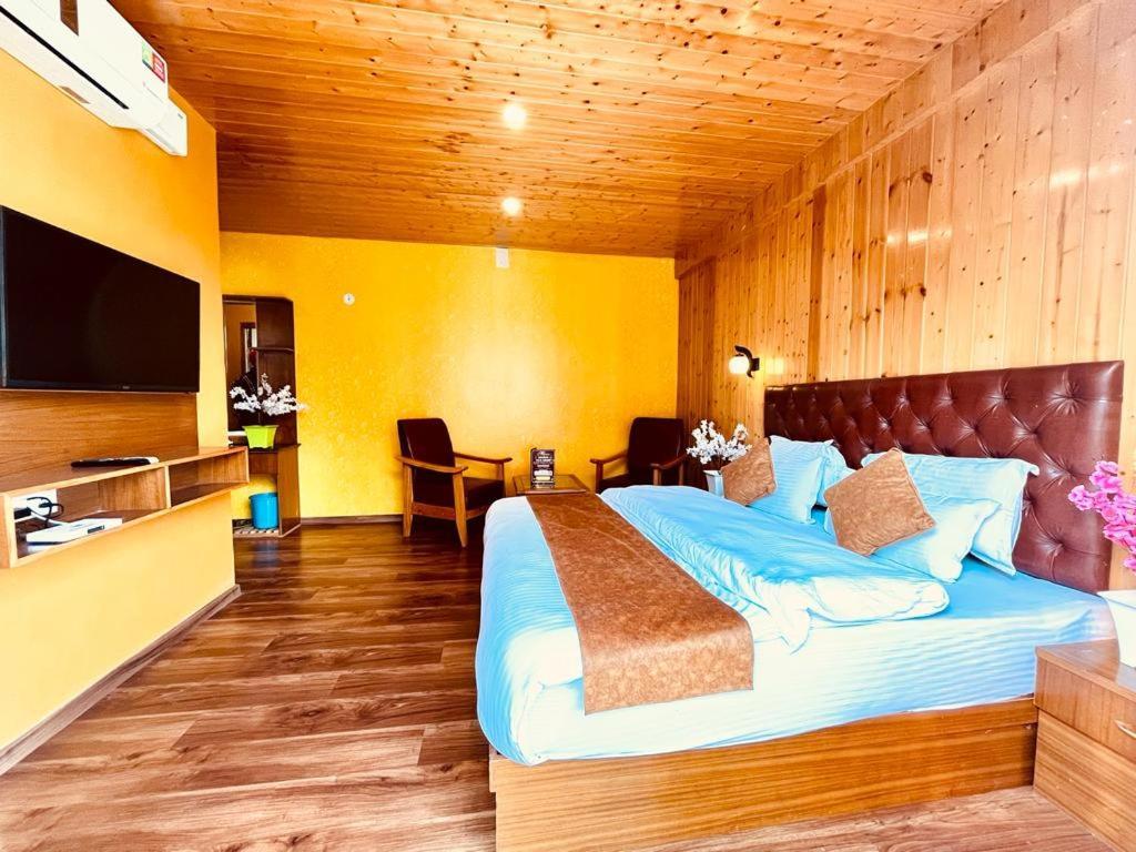 Tata Vista Resort Mall Road Manali - Centrally Heated & Air Cooled Dış mekan fotoğraf